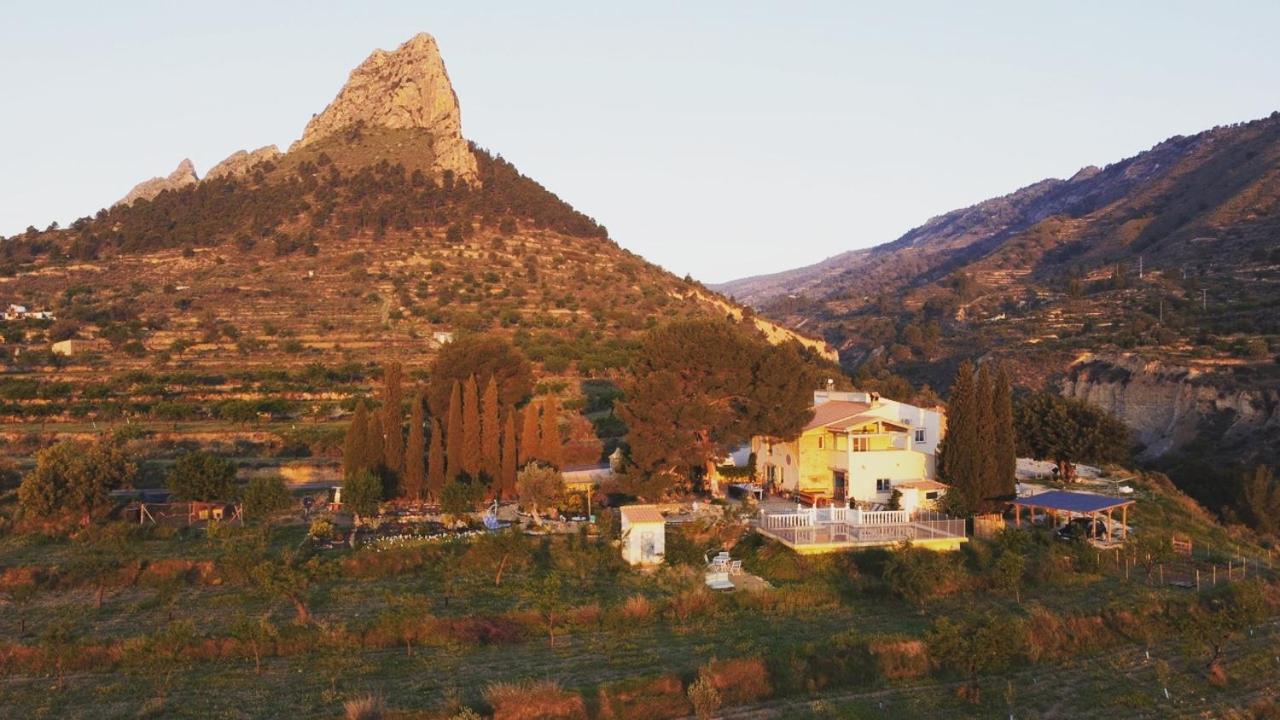 לינה וארוחת בוקר Relleu Casa Pura Vida מראה חיצוני תמונה
